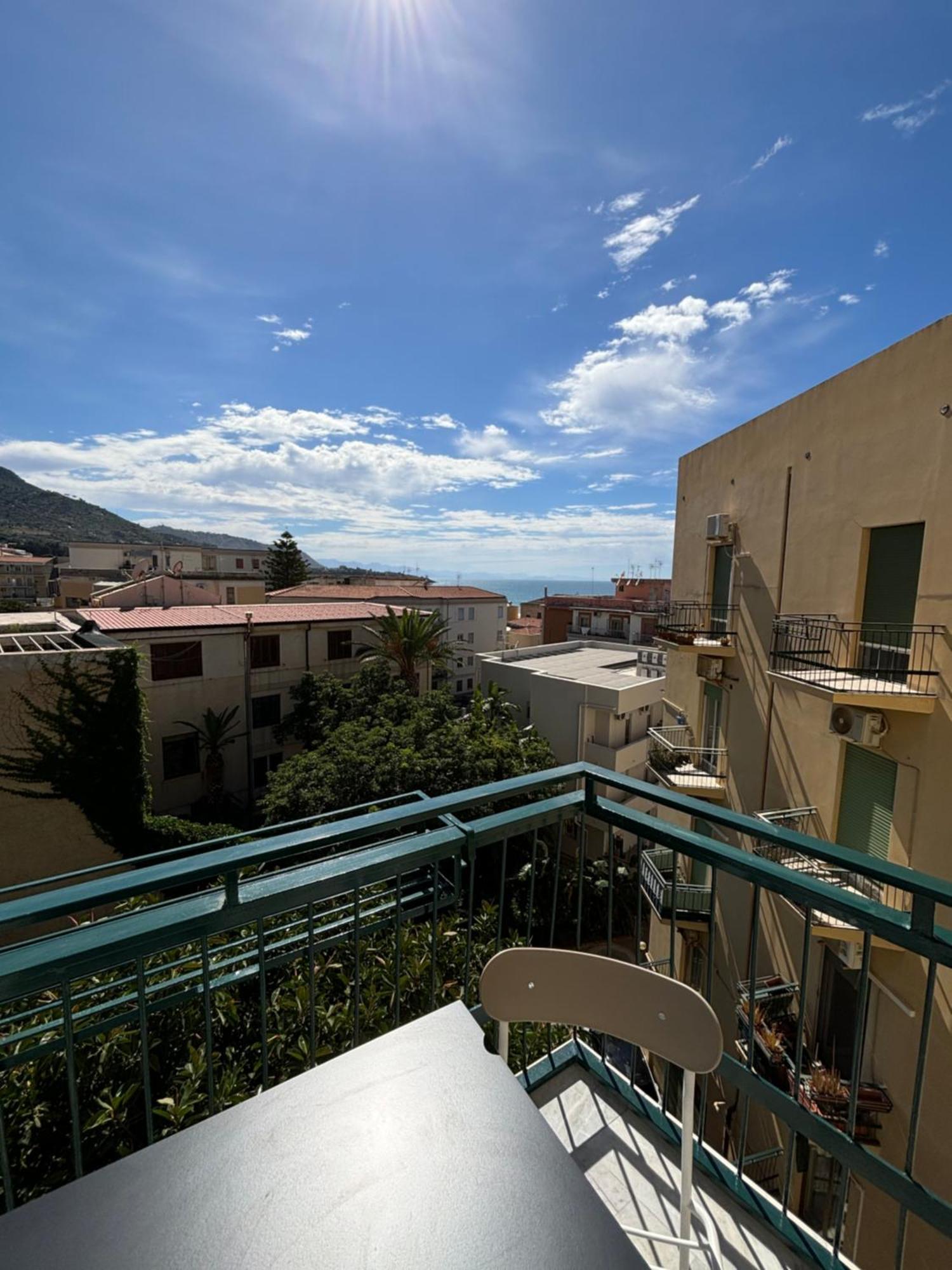 Nooria Sicilian Charme Rooms Чефалу Экстерьер фото