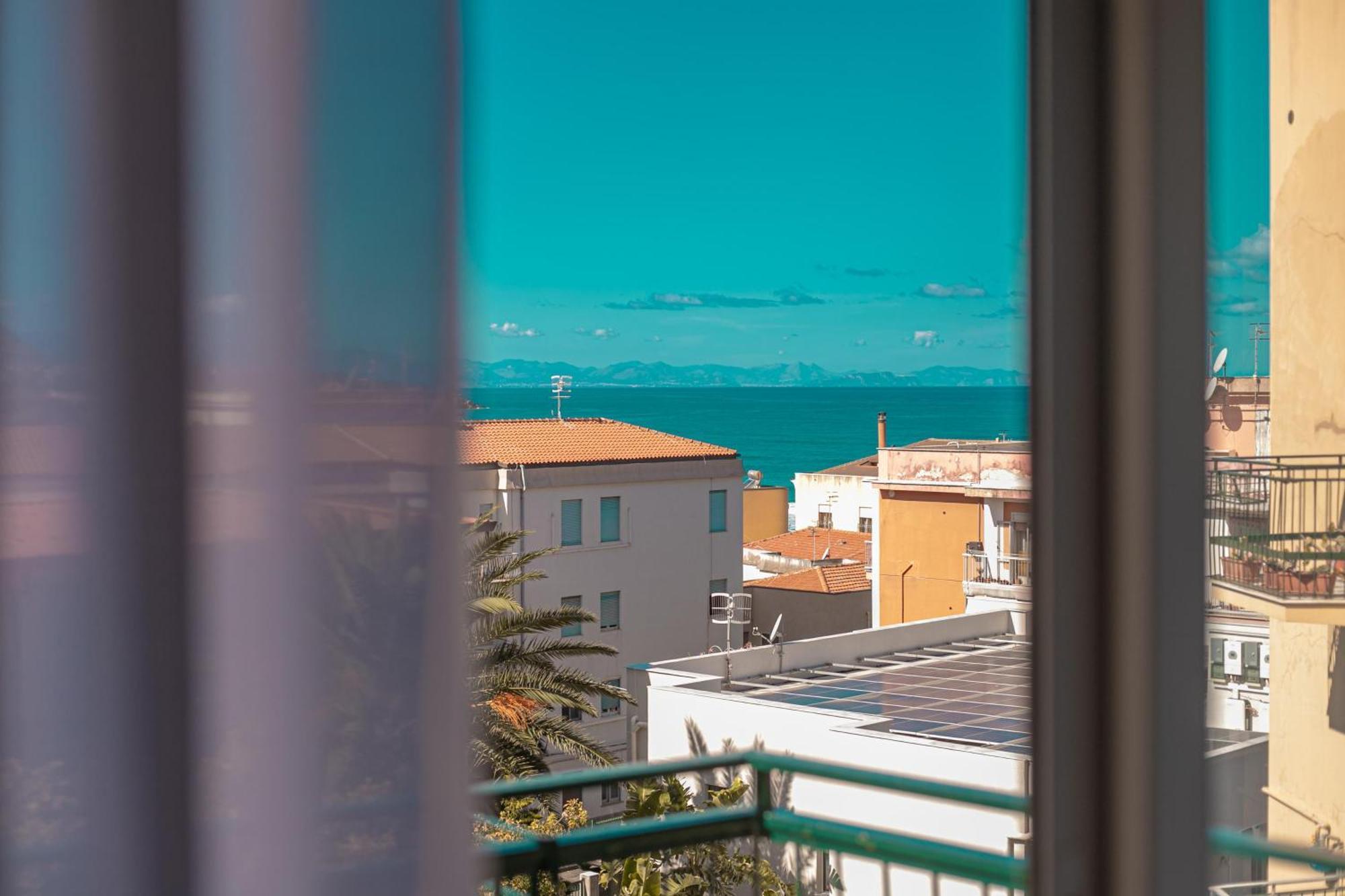 Nooria Sicilian Charme Rooms Чефалу Экстерьер фото