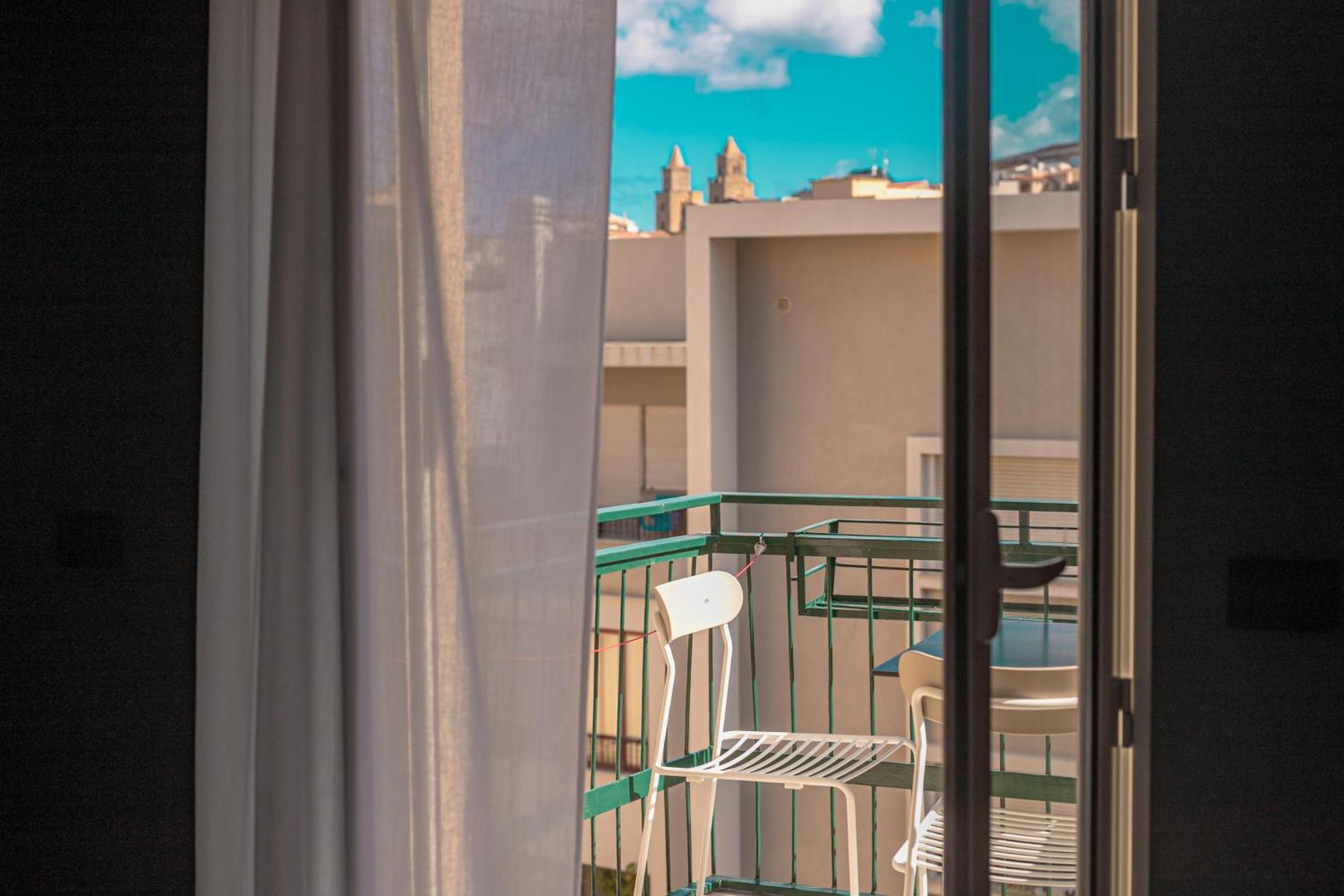 Nooria Sicilian Charme Rooms Чефалу Экстерьер фото